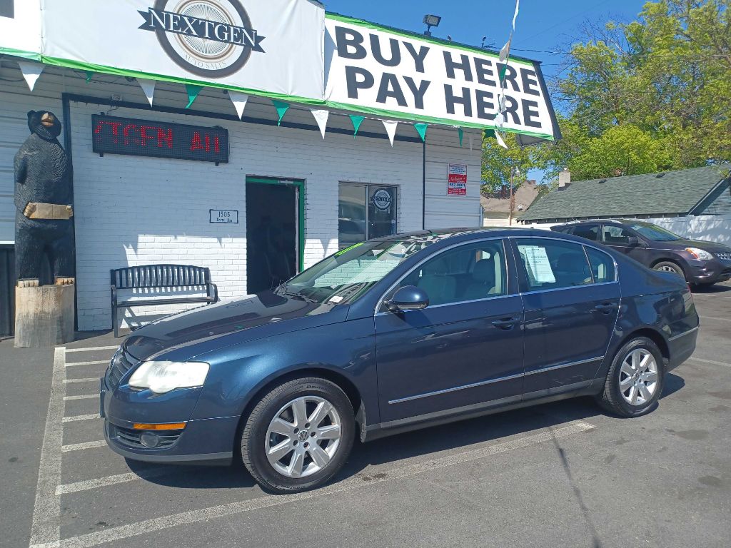 Photo 2 of this VOLKSWAGEN PASSAT