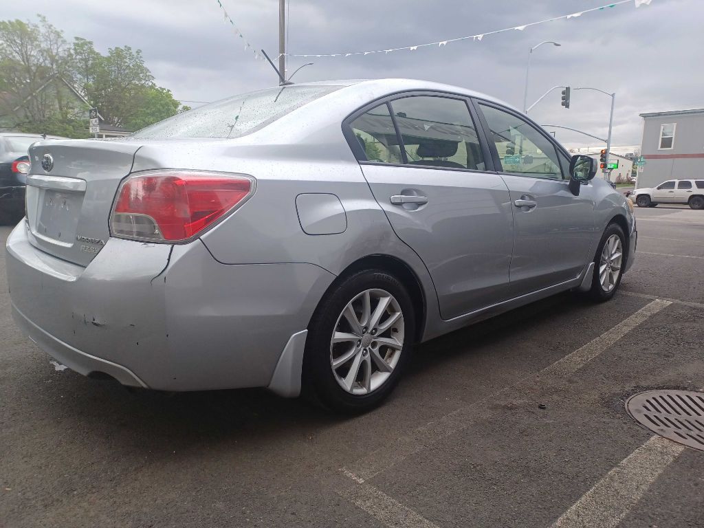 Photo 5 of this SUBARU IMPREZA