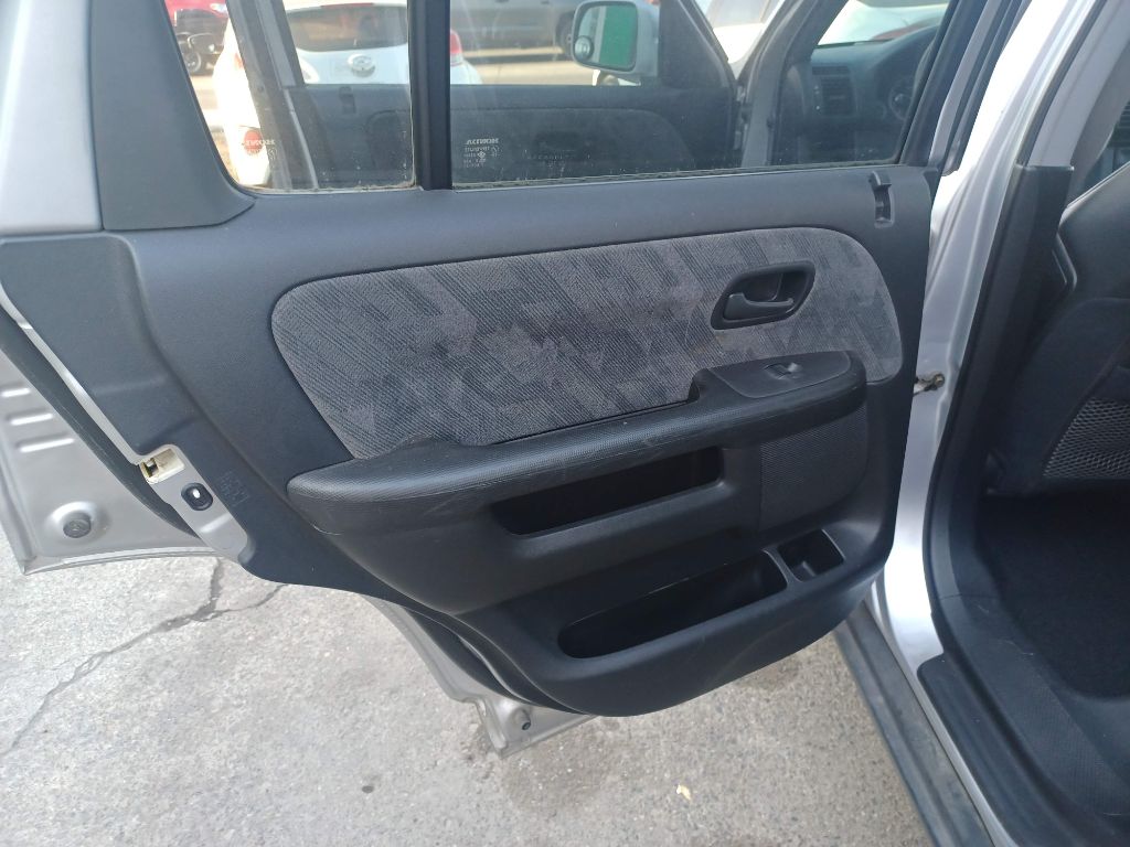 Photo 12 of this HONDA CR-V
