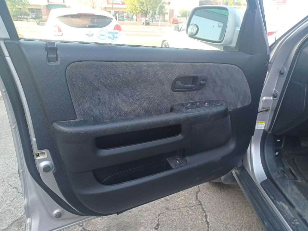 Photo 10 of this HONDA CR-V