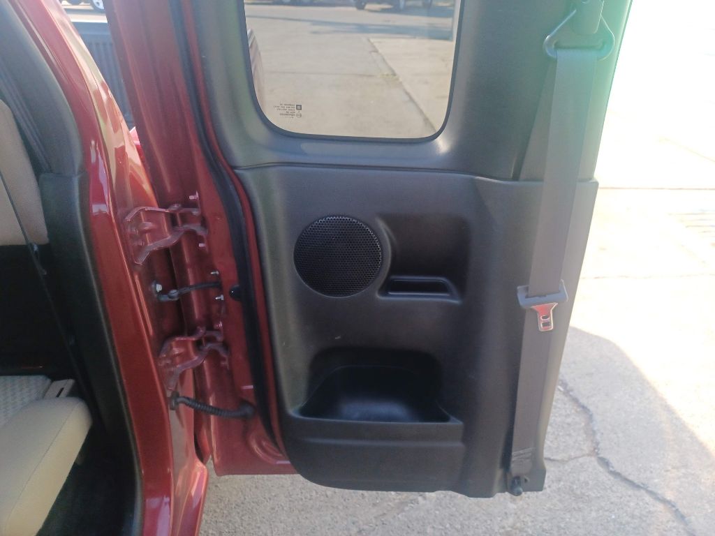 Photo 13 of this CHEVROLET COLORADO