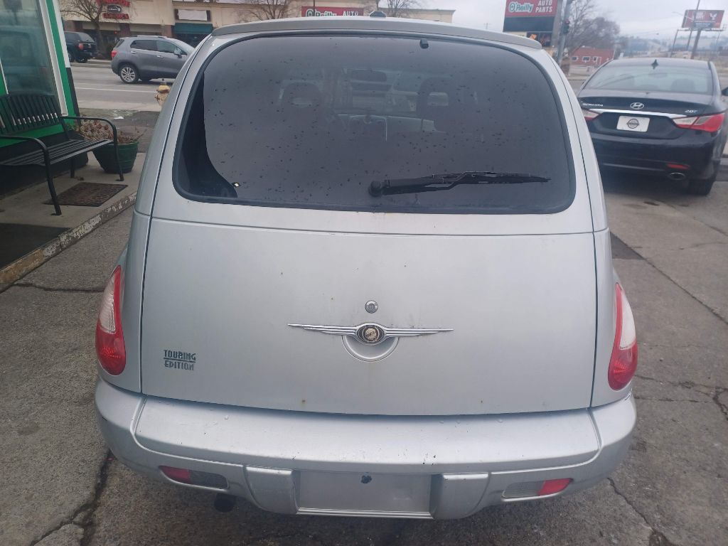 Photo 8 of this CHRYSLER PT CRUISER