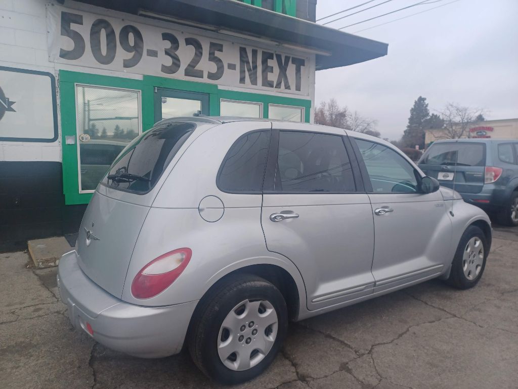 Photo 2 of this CHRYSLER PT CRUISER