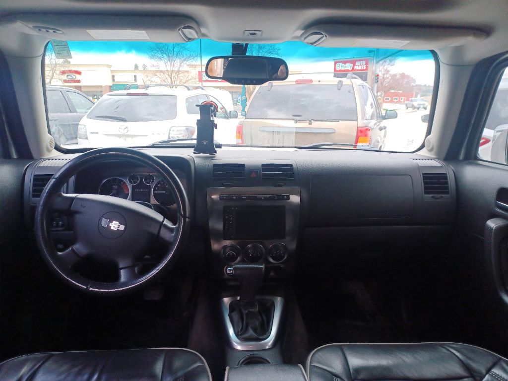 Photo 13 of this HUMMER H3