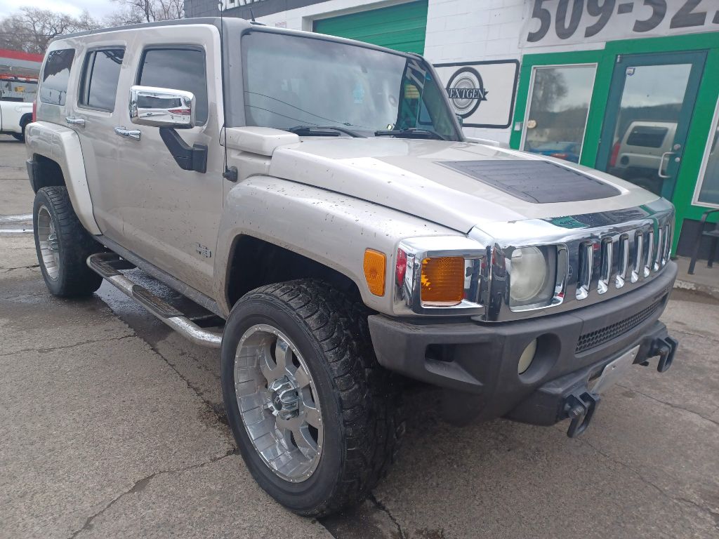 Photo 3 of this HUMMER H3