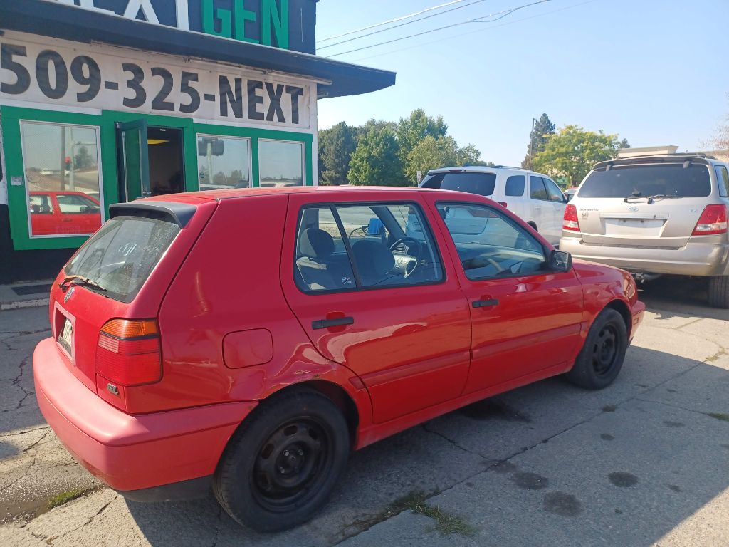 Photo 2 of this VOLKSWAGEN GOLF