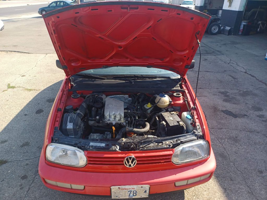 Photo 14 of this VOLKSWAGEN GOLF
