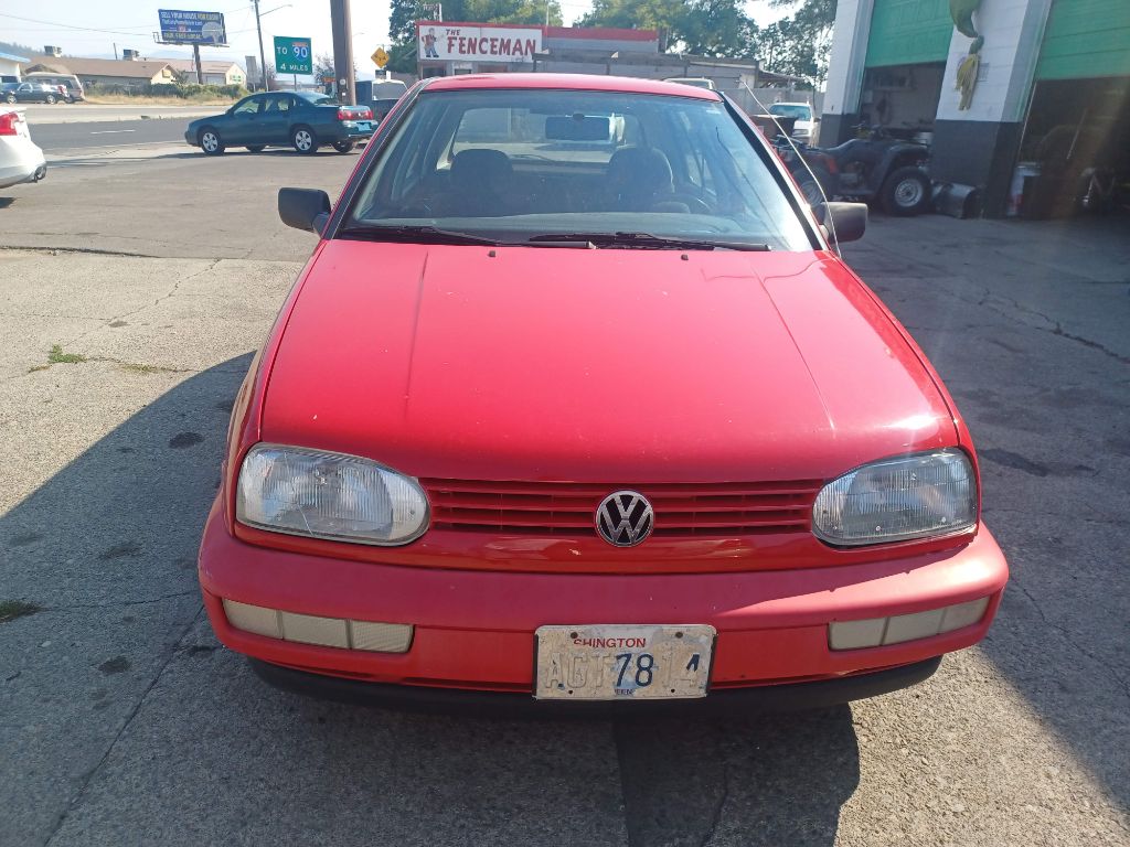 Photo 4 of this VOLKSWAGEN GOLF