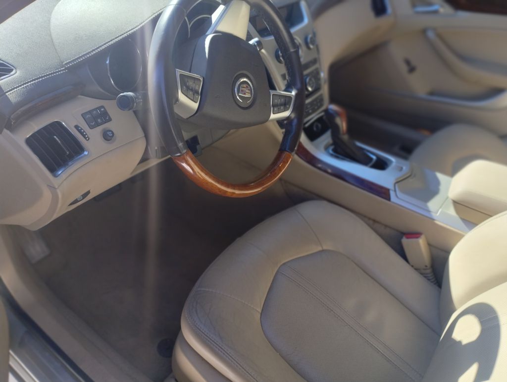 Photo 5 of this CADILLAC CTS