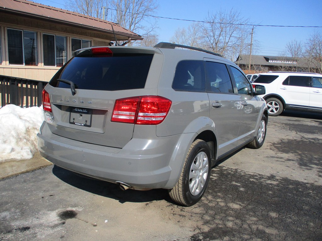 Photo 3 of this DODGE JOURNEY