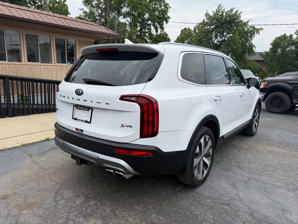 Photo 4 of this KIA TELLURIDE