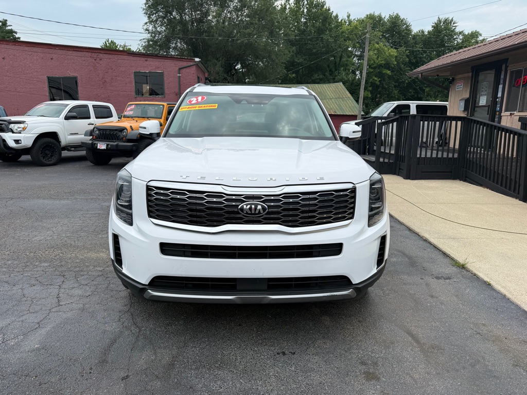 Photo 3 of this KIA TELLURIDE