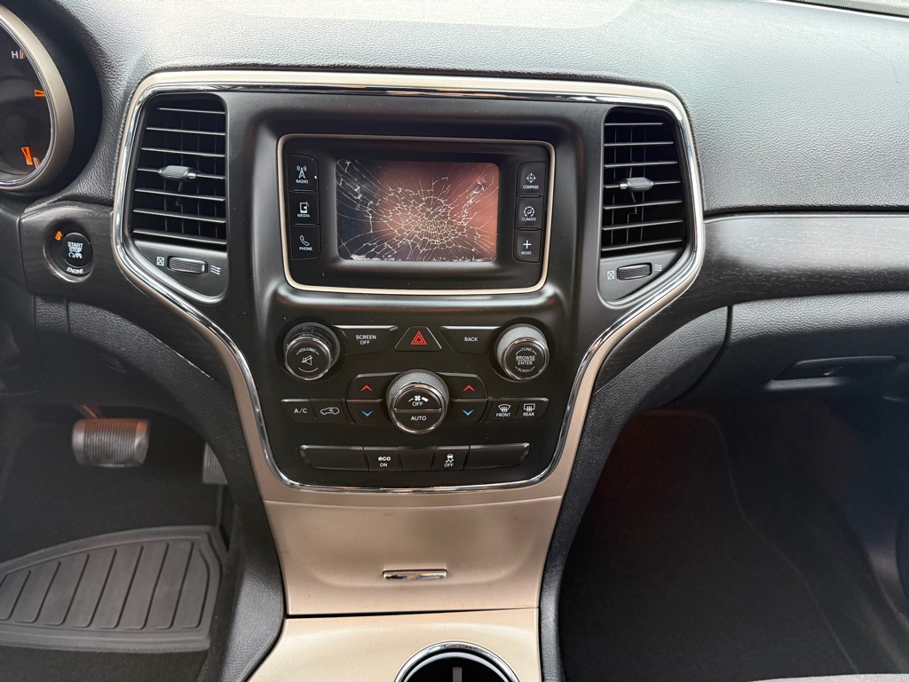 Photo 13 of this JEEP GRAND CHEROKEE