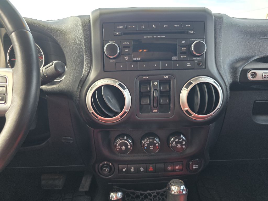 Photo 9 of this JEEP WRANGLER UNLIMI