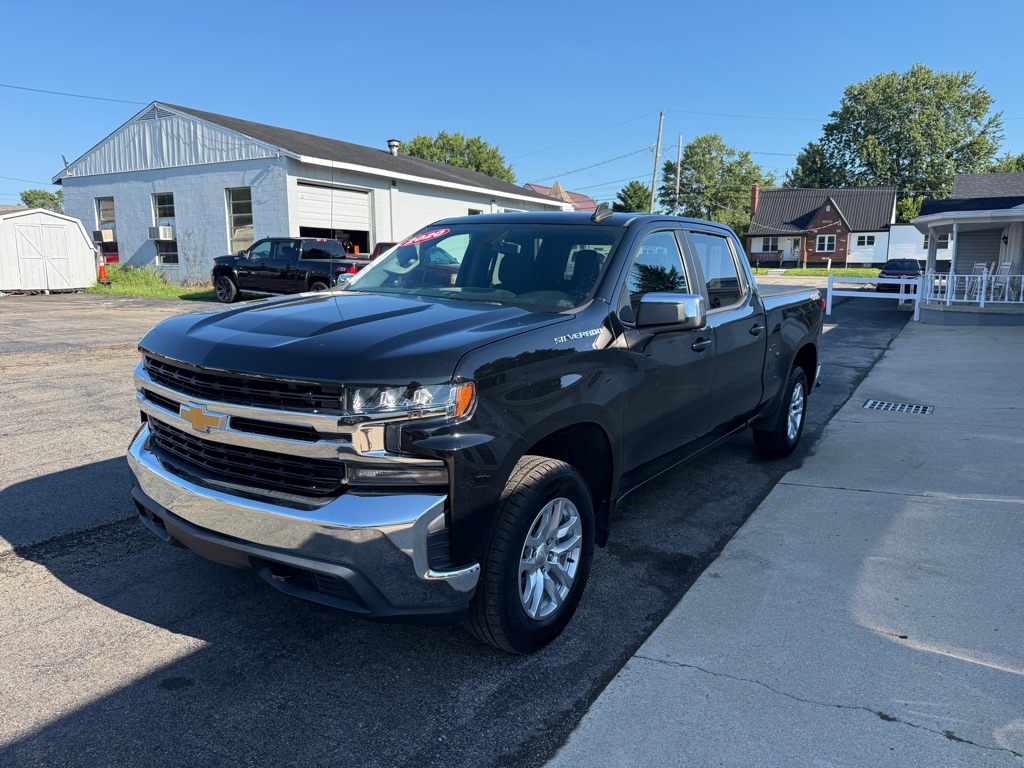 Photo 2 of this CHEVROLET SILVERADO 1500