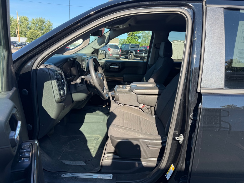 Photo 8 of this CHEVROLET SILVERADO 1500