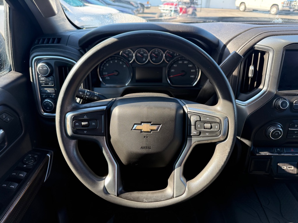 Photo 14 of this CHEVROLET SILVERADO 1500