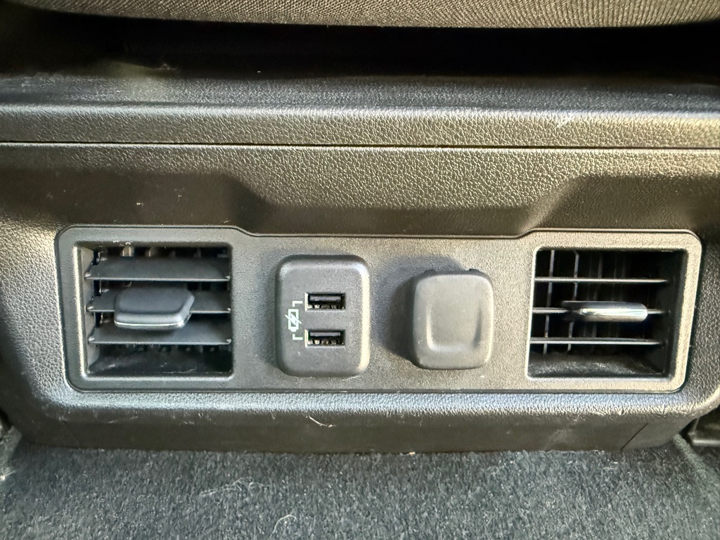 Photo 16 of this CHEVROLET SILVERADO 1500