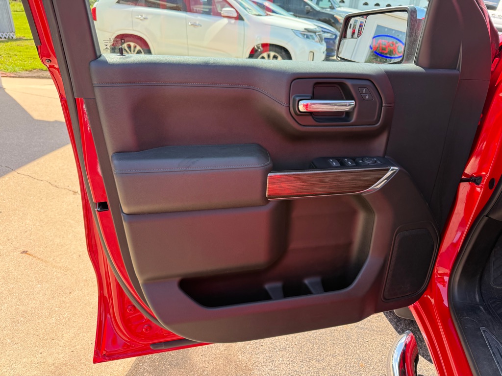Photo 7 of this CHEVROLET SILVERADO 1500