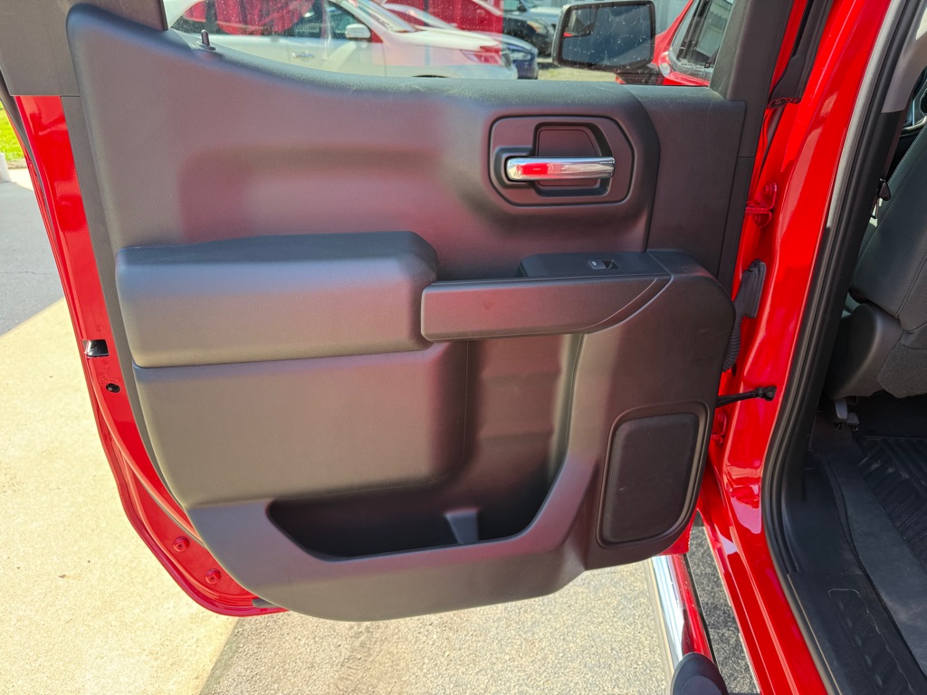 Photo 10 of this CHEVROLET SILVERADO 1500