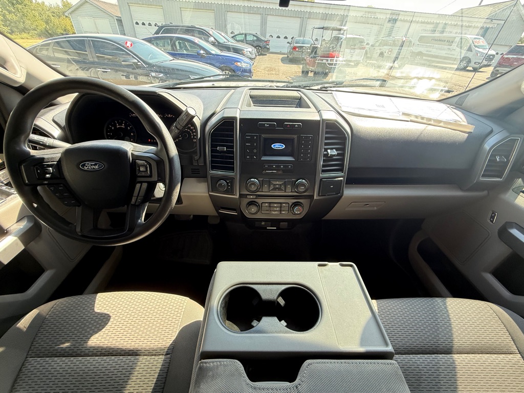 Photo 15 of this FORD F150