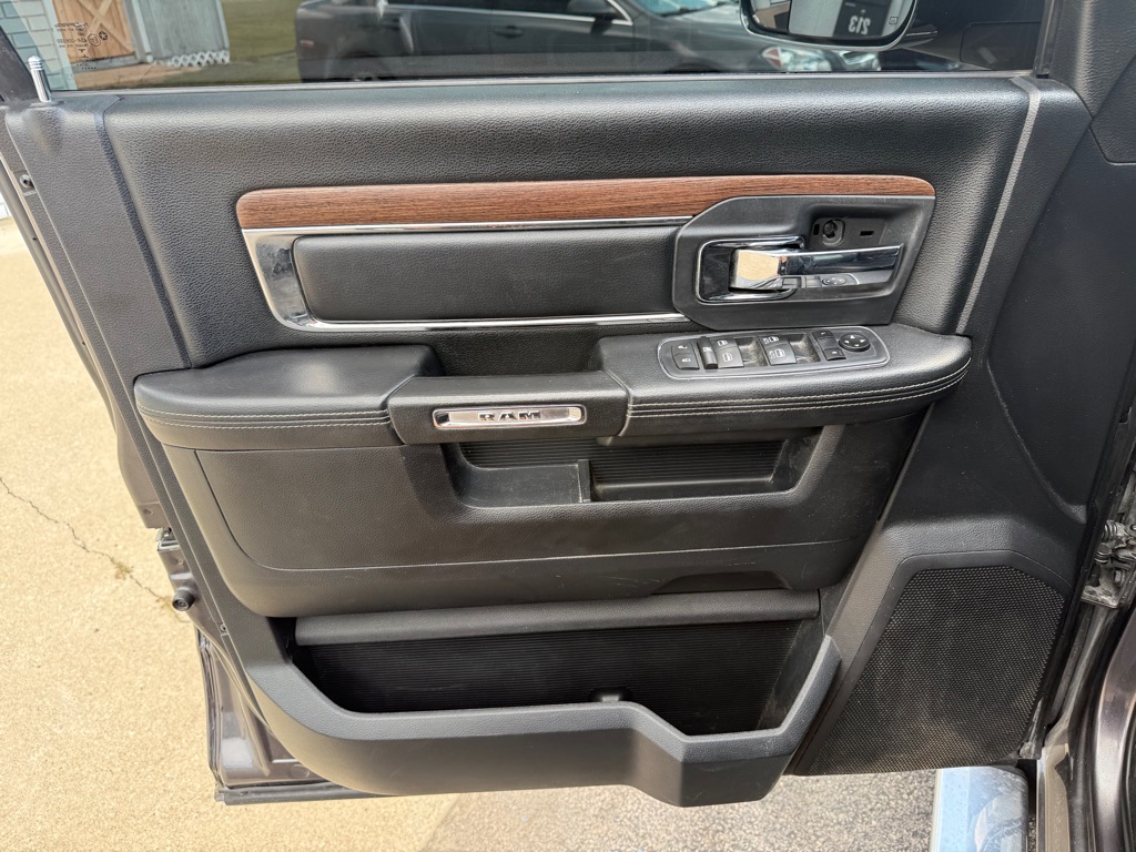Photo 9 of this RAM 1500