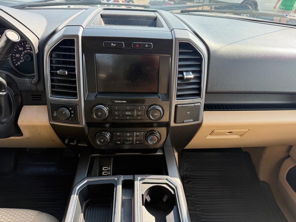 Photo 13 of this FORD F150