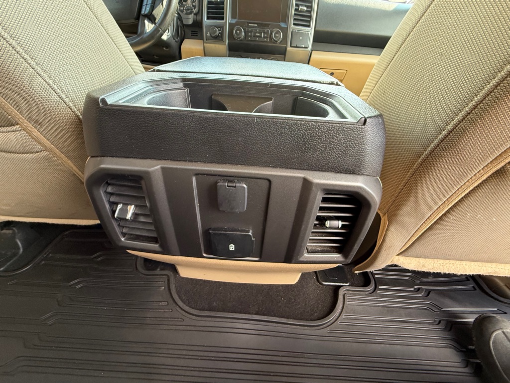 Photo 16 of this FORD F150