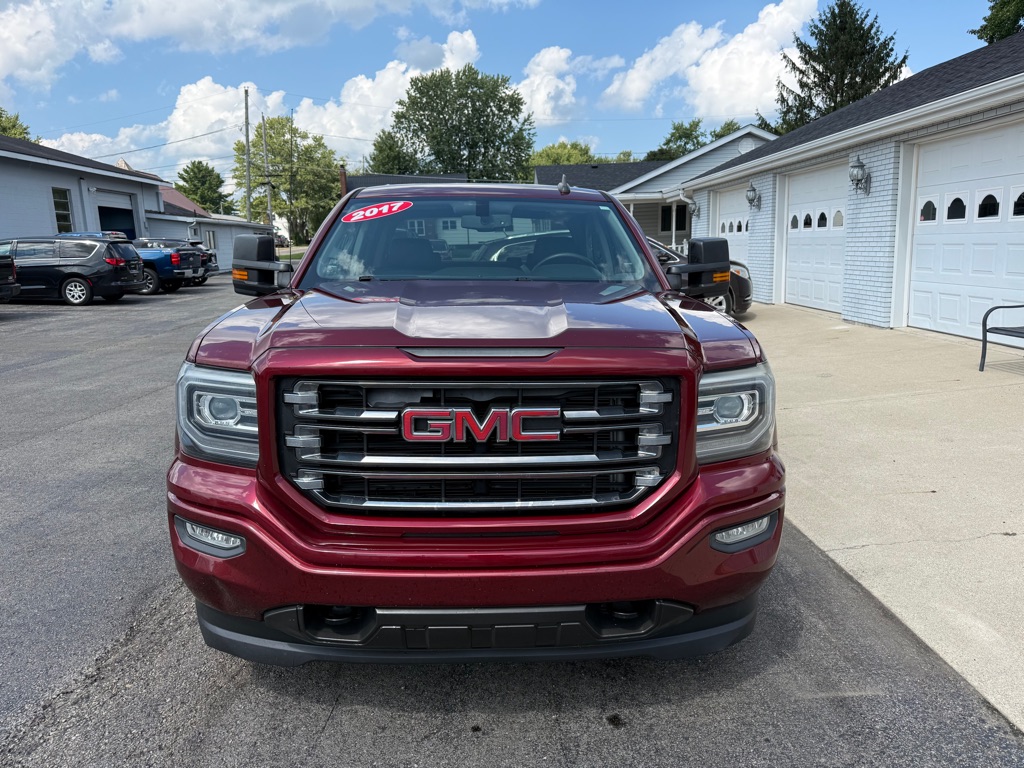 Photo 3 of this GMC SIERRA