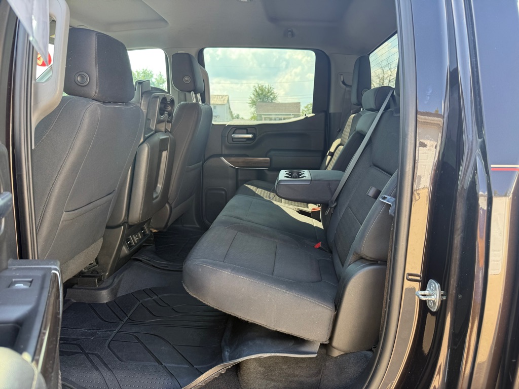 Photo 9 of this CHEVROLET SILVERADO 1500