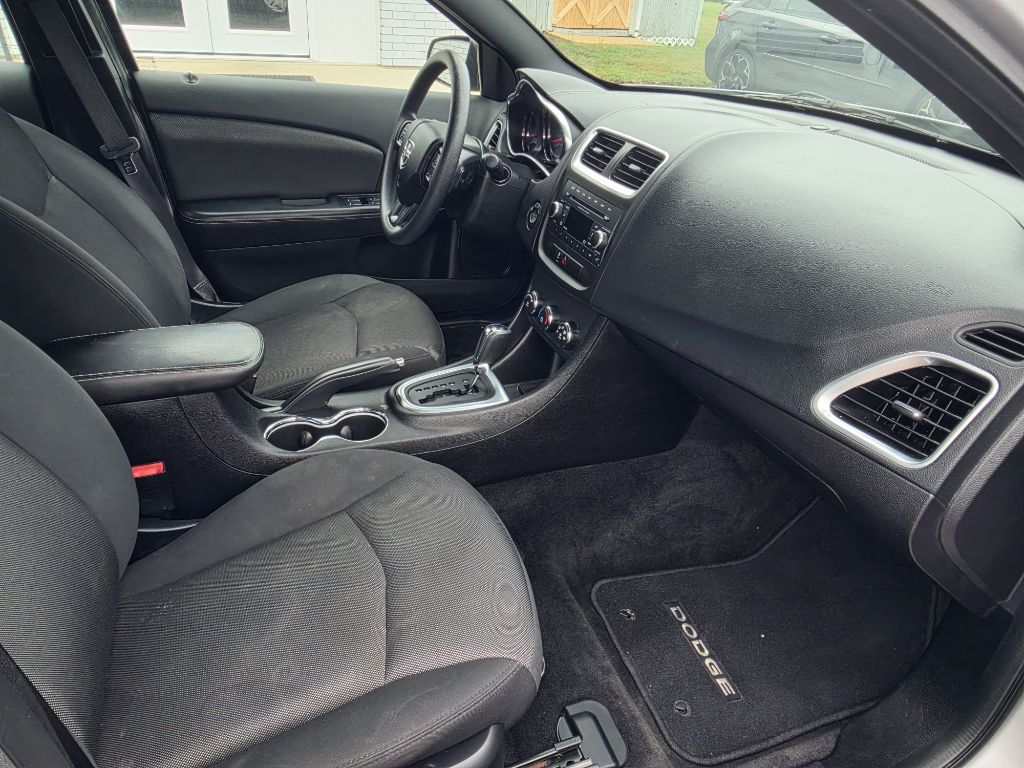 Photo 13 of this DODGE AVENGER