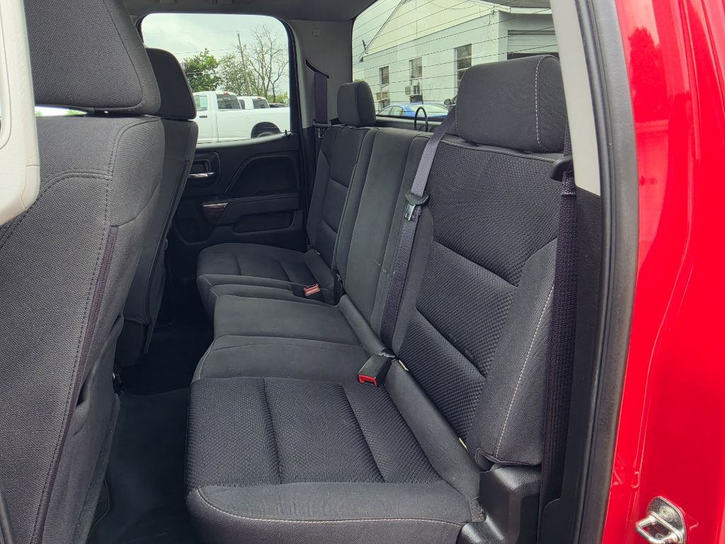 Photo 14 of this GMC SIERRA