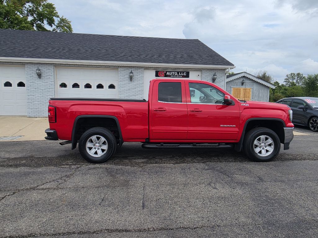 Photo 7 of this GMC SIERRA
