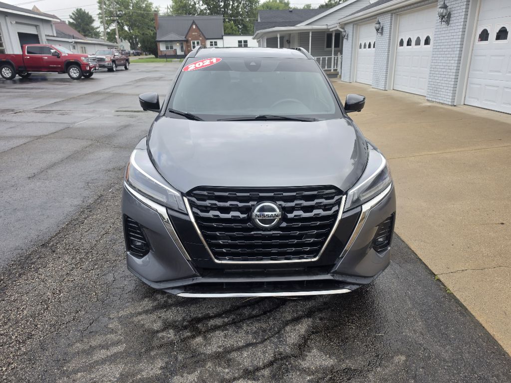 Photo 2 of this NISSAN KICKS