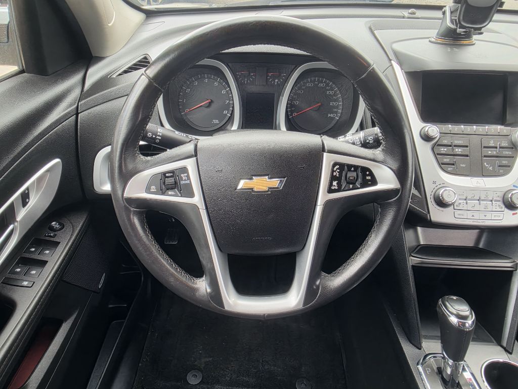 Photo 13 of this CHEVROLET EQUINOX