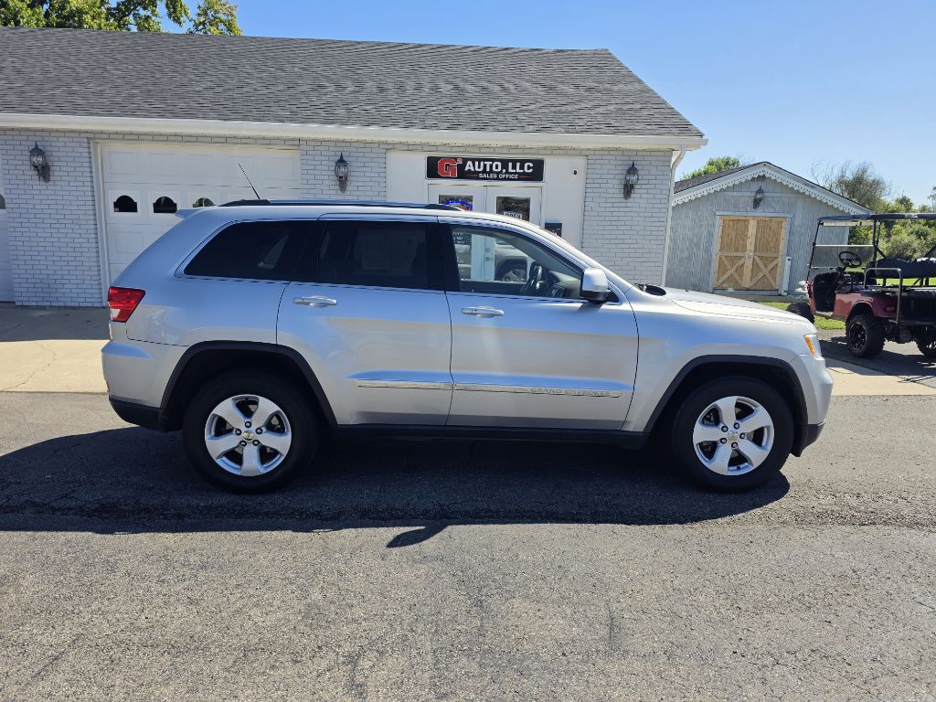 Photo 8 of this JEEP GRAND CHEROKEE