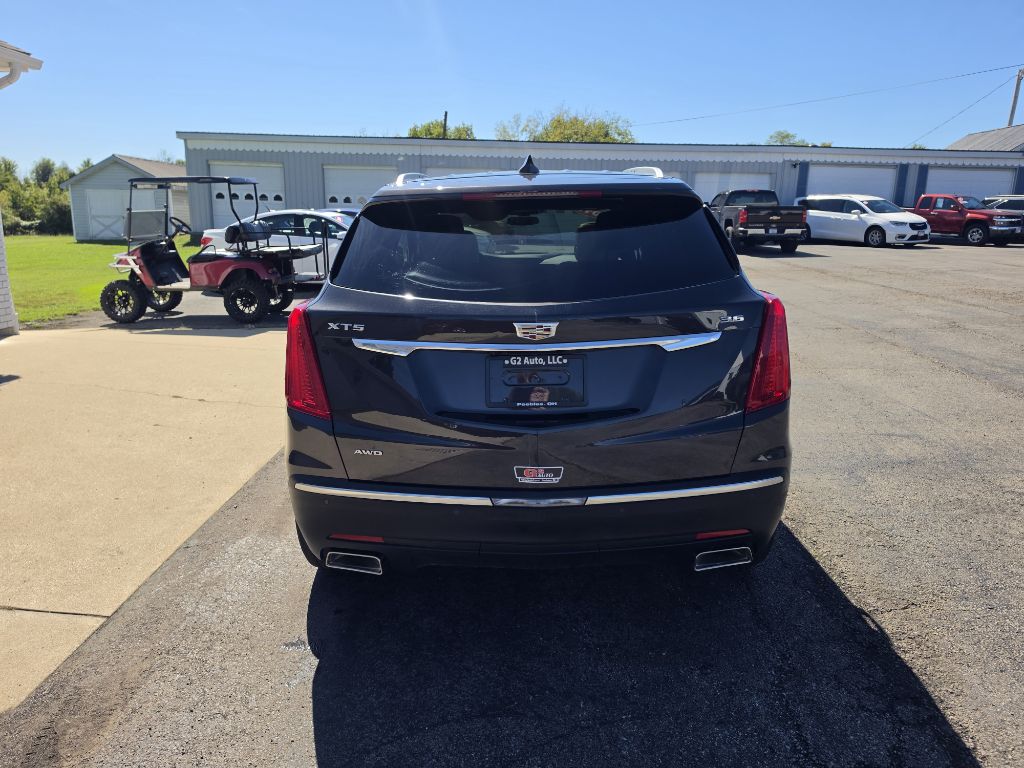 Photo 6 of this CADILLAC XT5