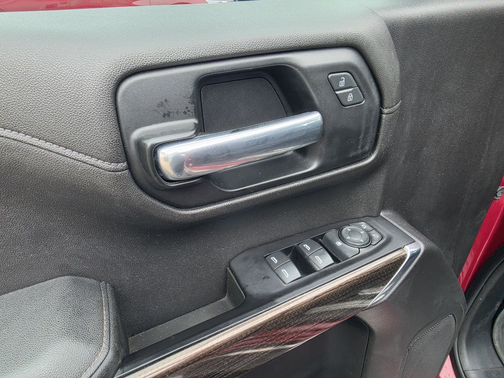 Photo 11 of this CHEVROLET SILVERADO 1500