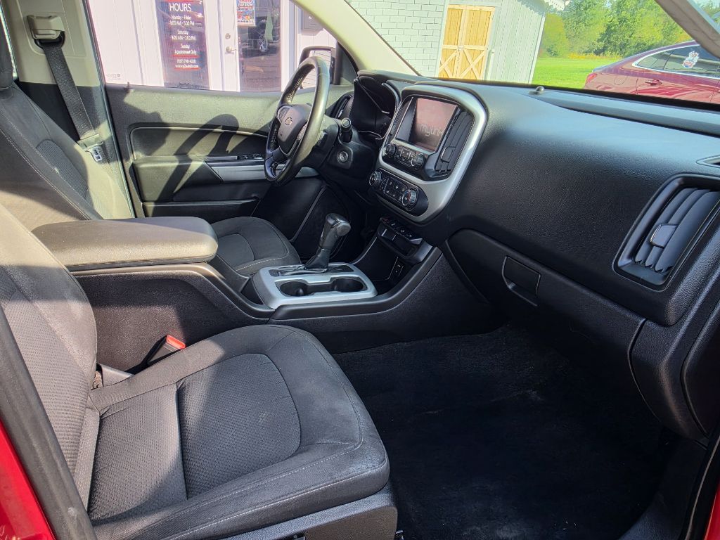 Photo 12 of this CHEVROLET COLORADO
