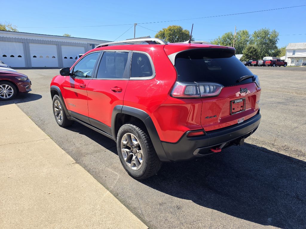 Photo 5 of this JEEP CHEROKEE