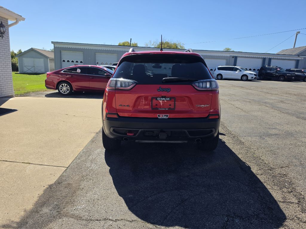 Photo 7 of this JEEP CHEROKEE