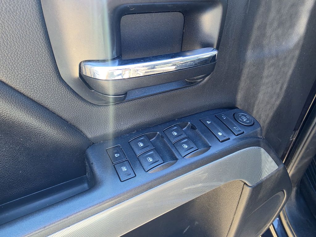 Photo 11 of this CHEVROLET SILVERADO 1500