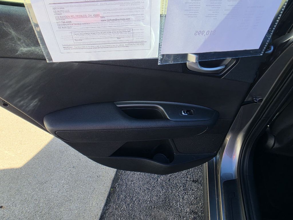 Photo 10 of this KIA OPTIMA