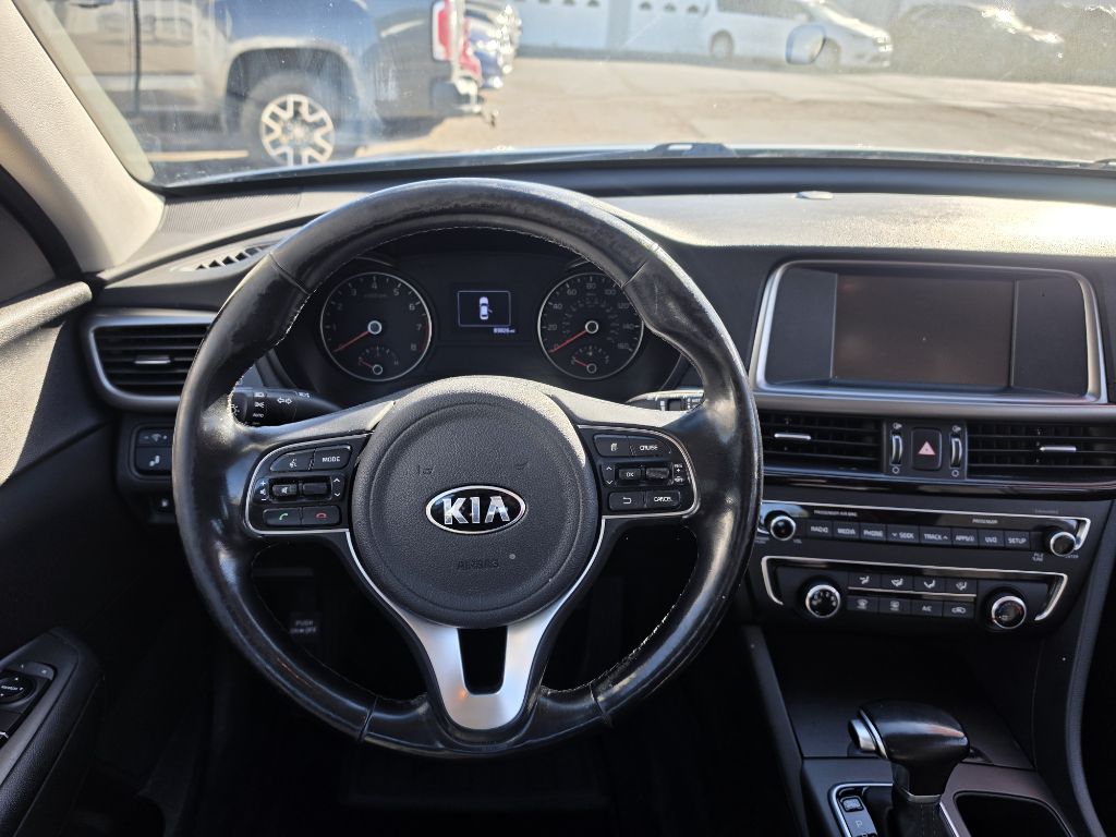 Photo 15 of this KIA OPTIMA