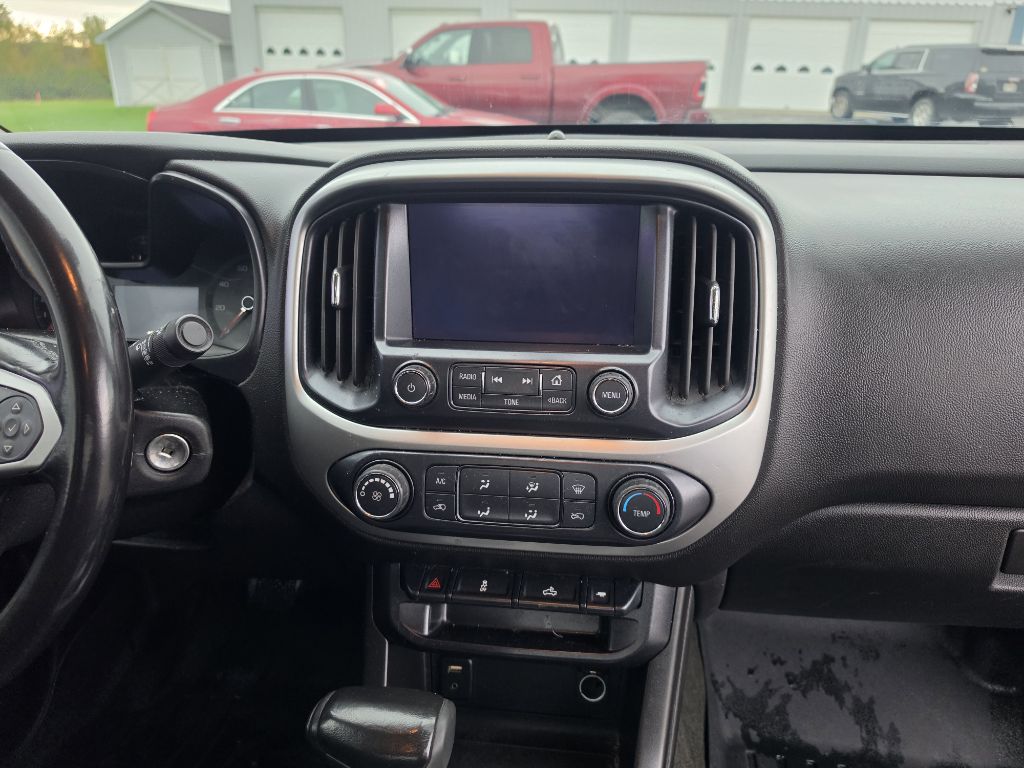Photo 13 of this CHEVROLET COLORADO