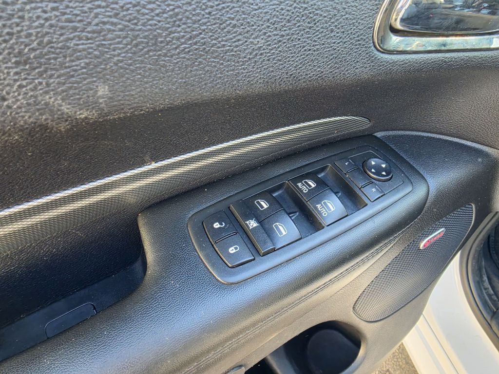 Photo 7 of this DODGE DURANGO