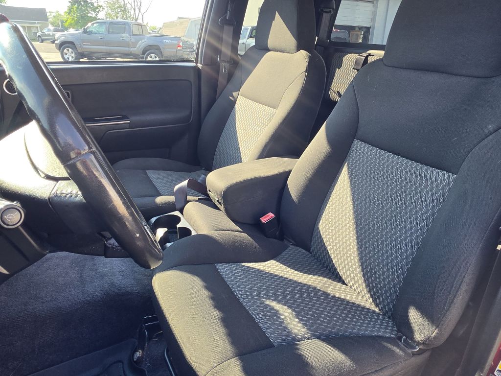 Photo 14 of this CHEVROLET COLORADO