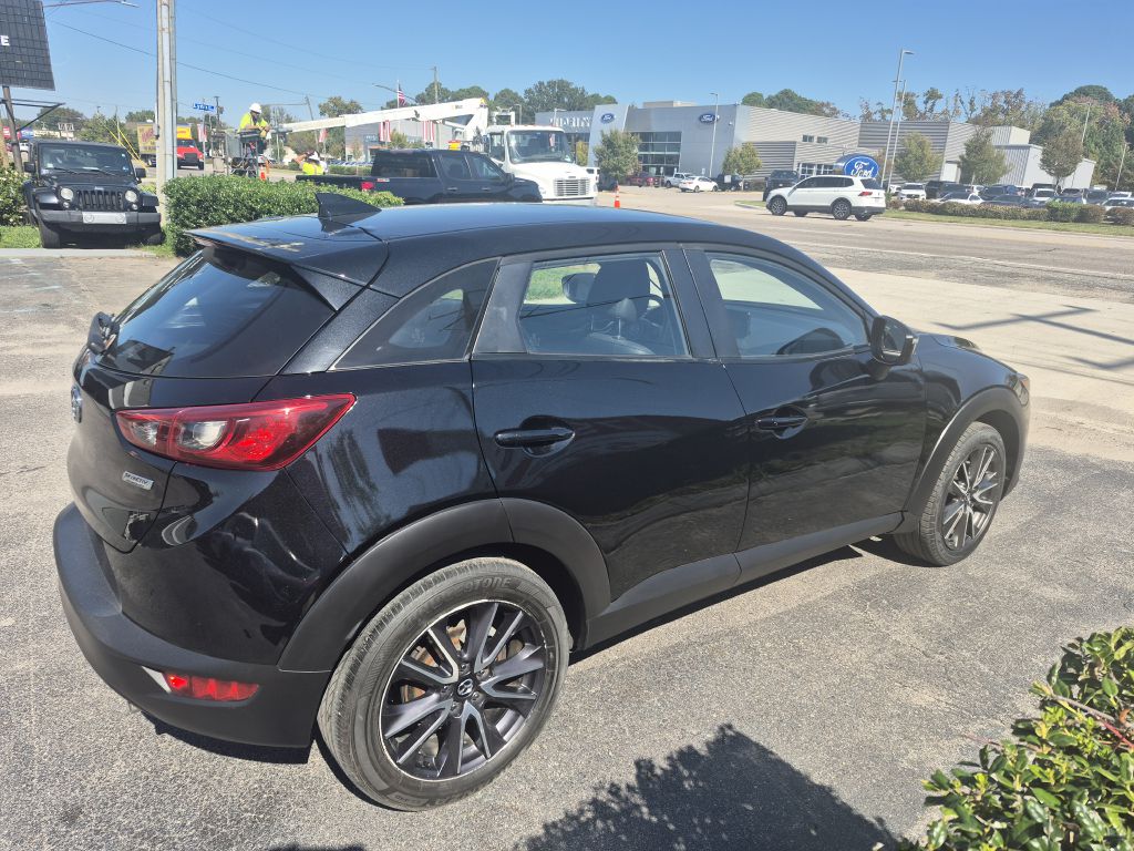 Photo 7 of this MAZDA CX-3