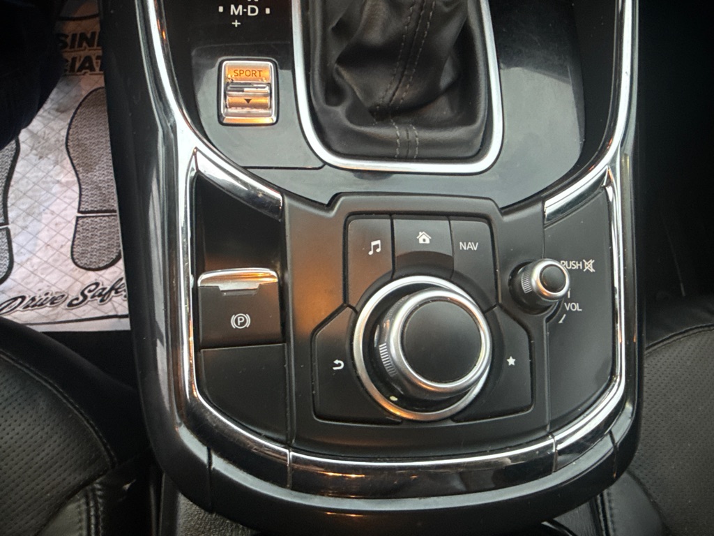 Photo 34 of this MAZDA CX-9