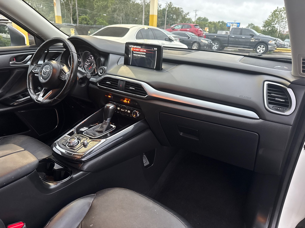Photo 24 of this MAZDA CX-9